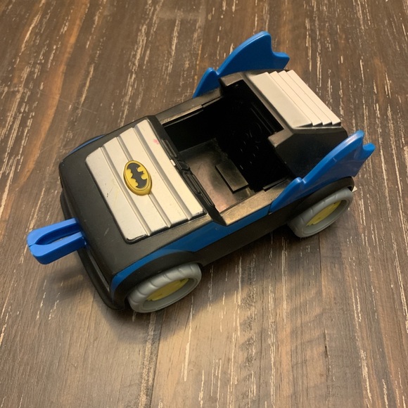 Fisher Price Mattel Imaginext DC Comics Batman Batmobile Bat Mobile Car 2008 - Picture 1 of 6